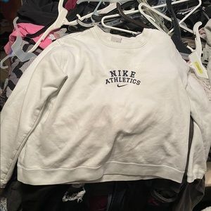 nike sweatshirt